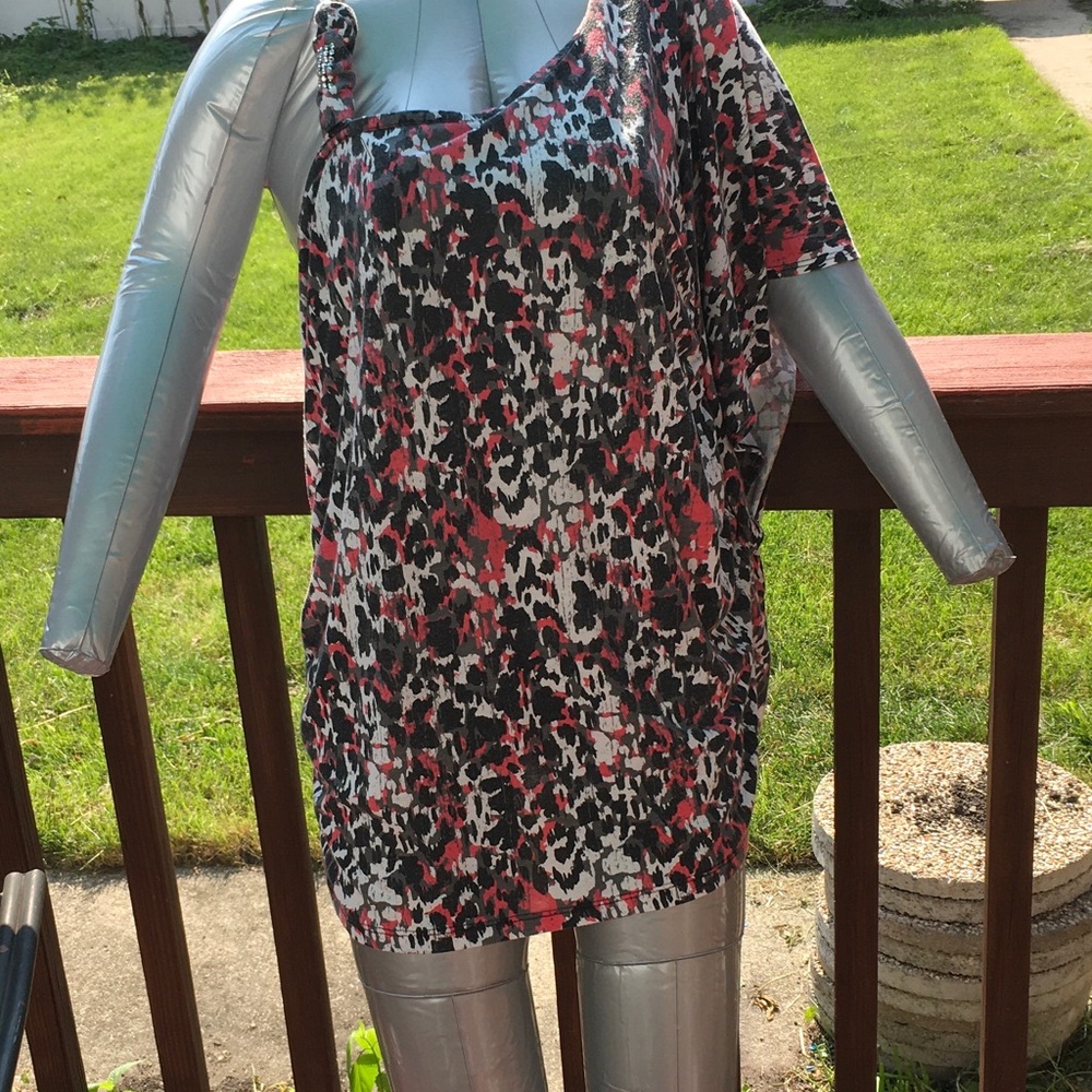 Majestic Red and Black Short Sleeve Top